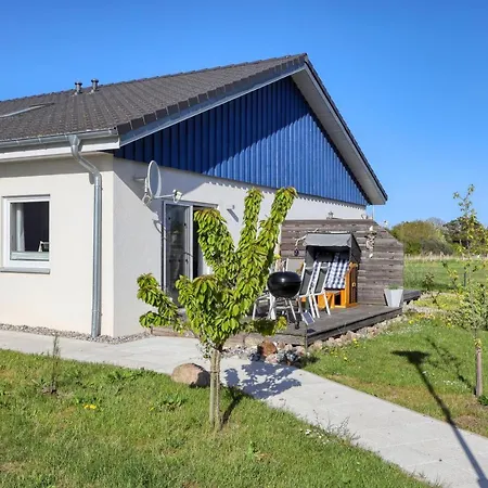 Vakantiehuis La Altefähr