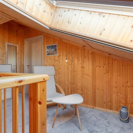 Holiday home La *